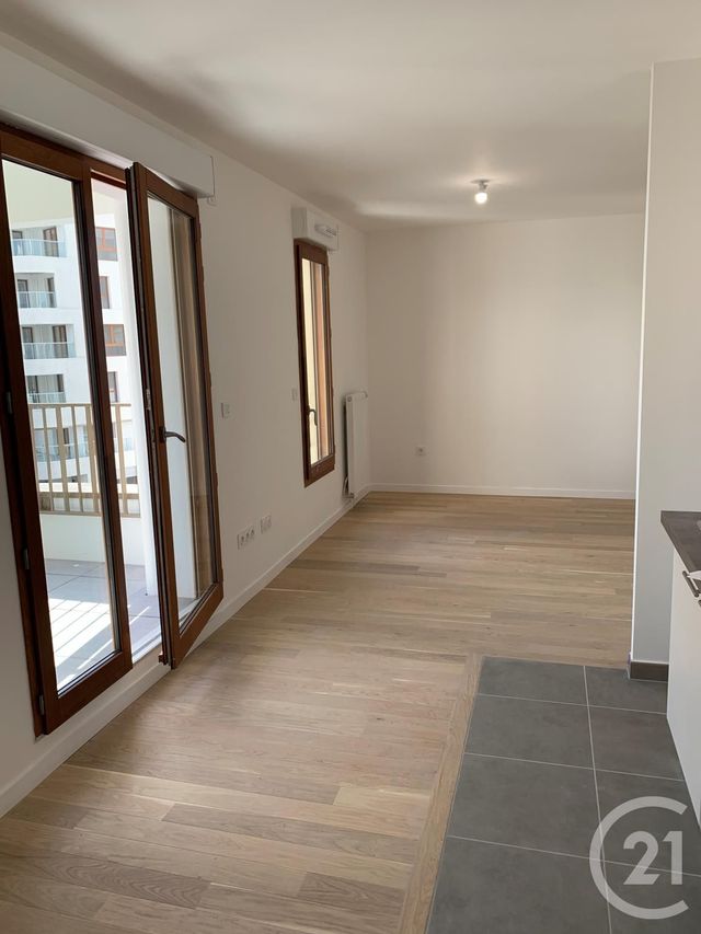 Appartement Studio à louer ASNIERES SUR SEINE